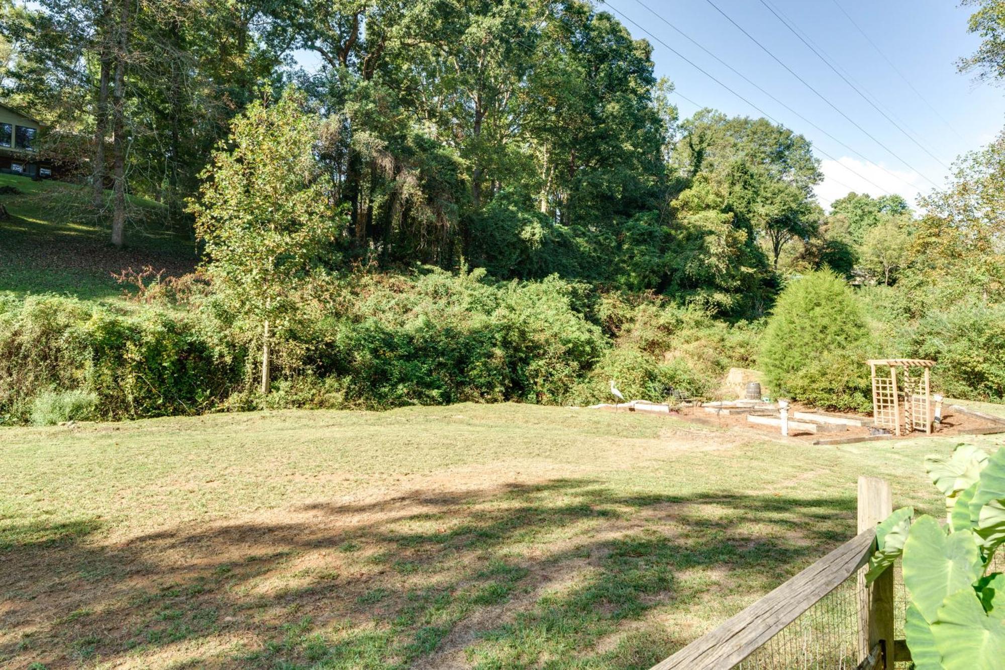 Pet-Friendly Hickory Vacation Rental With Fire Pit! Eksteriør bilde